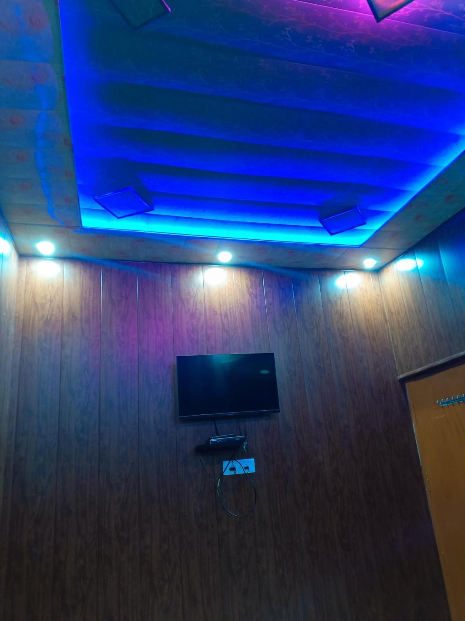Hotel La Ayodhya Residency Exterior foto